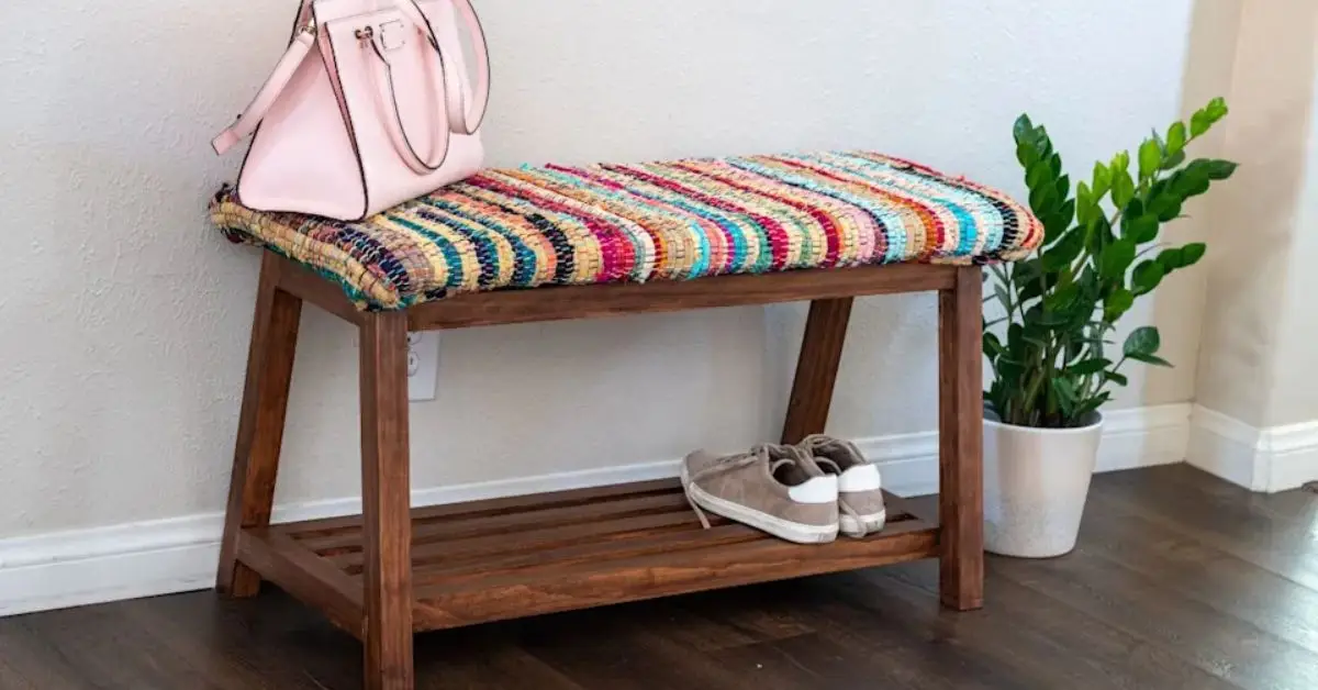 stop clutter at the door