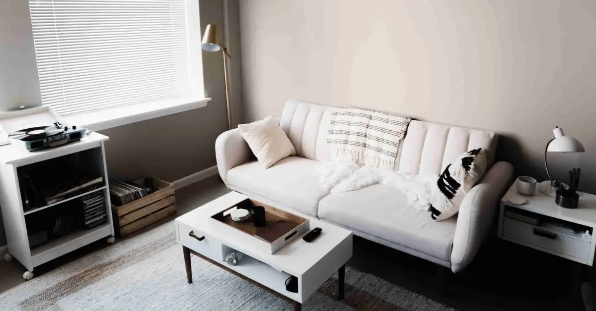 things to do before leaving home for vacation