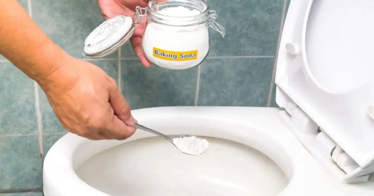 unclog toilet without plunger