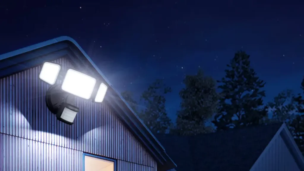 Texas woman dies in home invasion shootout