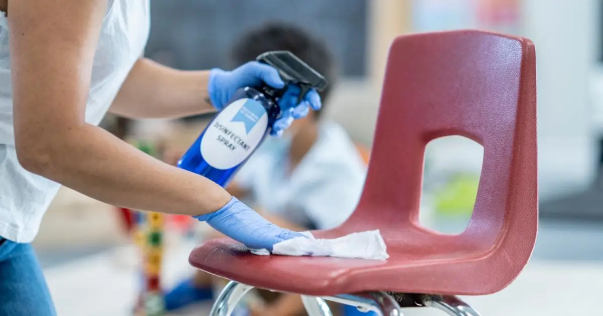 daily cleaning routine to prevent cold and flu at home