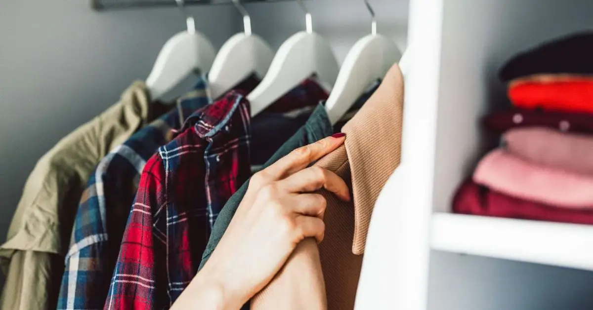 small closet organization