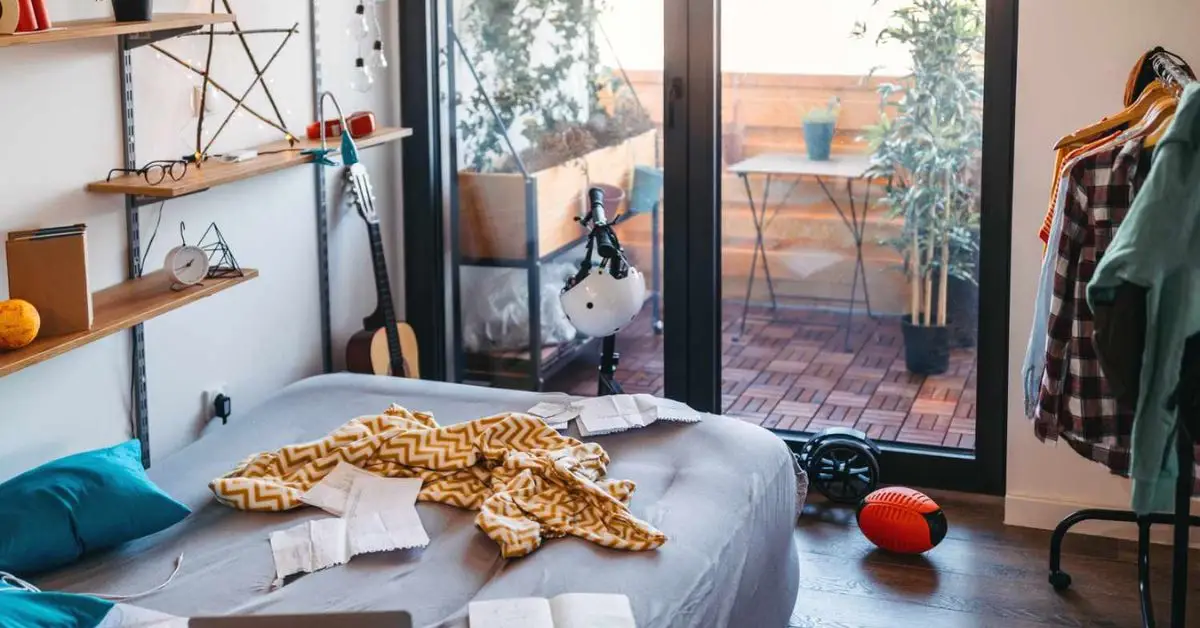 styling mistakes making your bedroom look cluttered