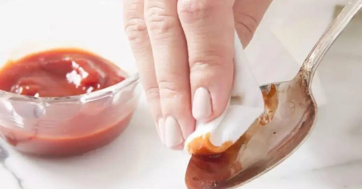 surprising ways to clean with ketchup