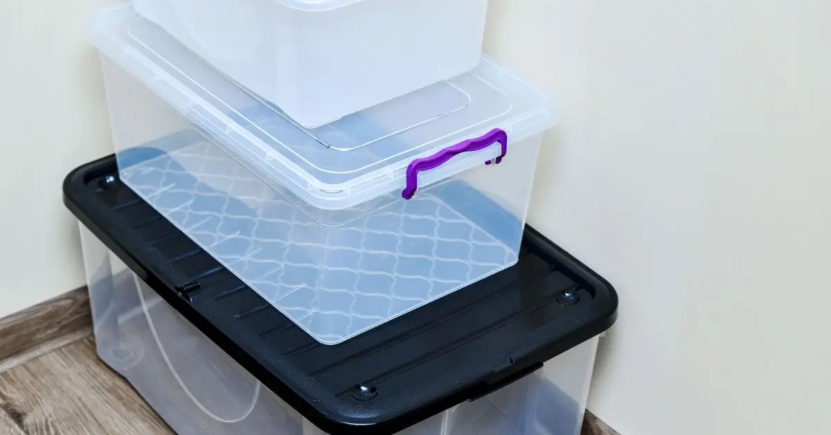 what to store in plastic bins