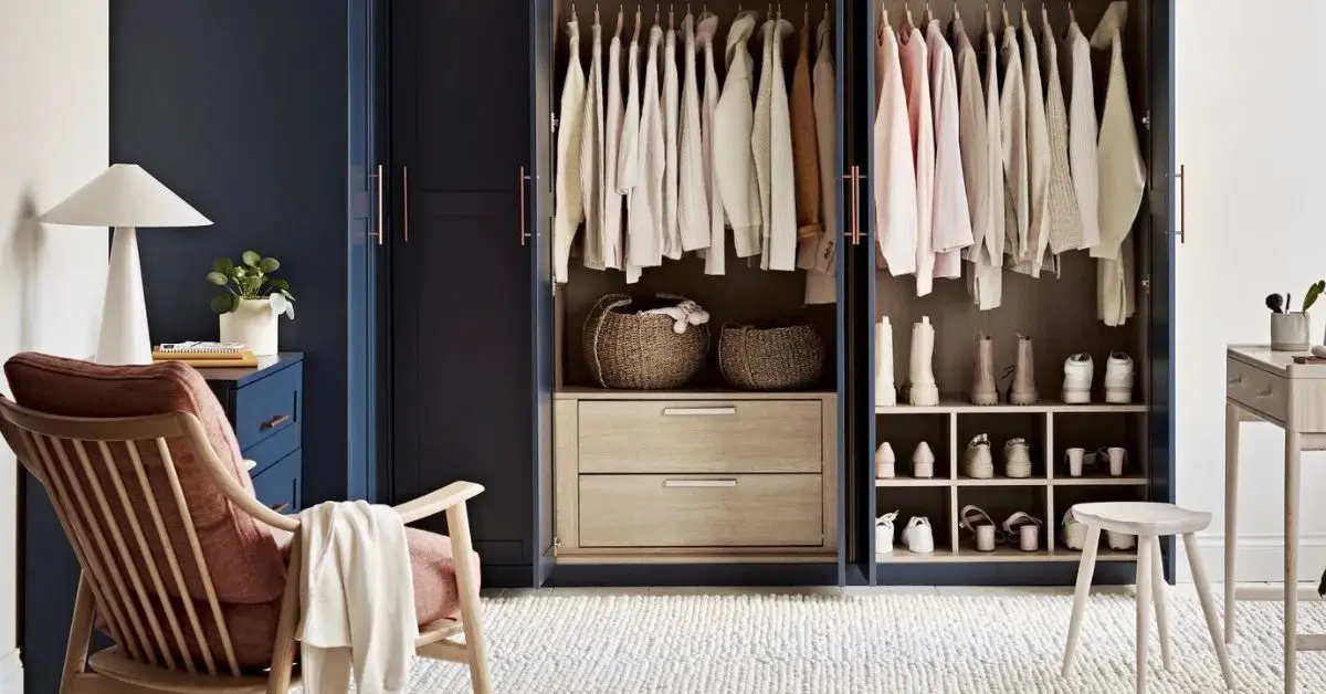 90/90 Decluttering Rule for Closet