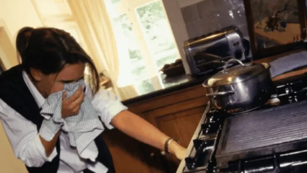 How to stay safe during power outages at home