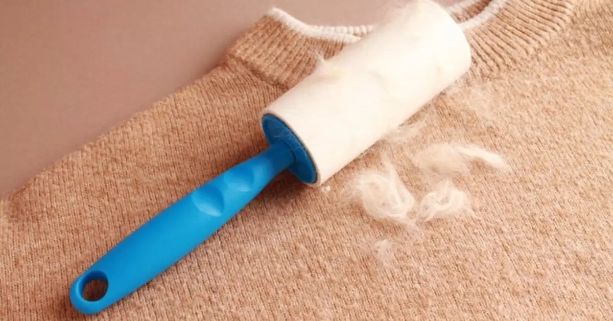household items that work as a lint roller