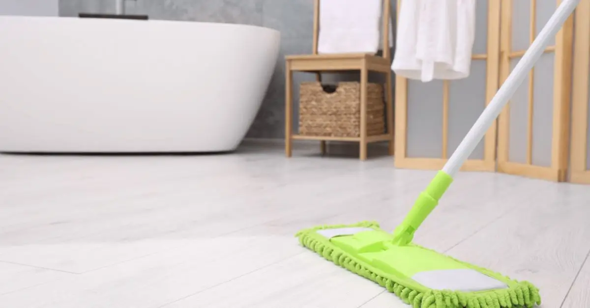 how to clean behind the toilet