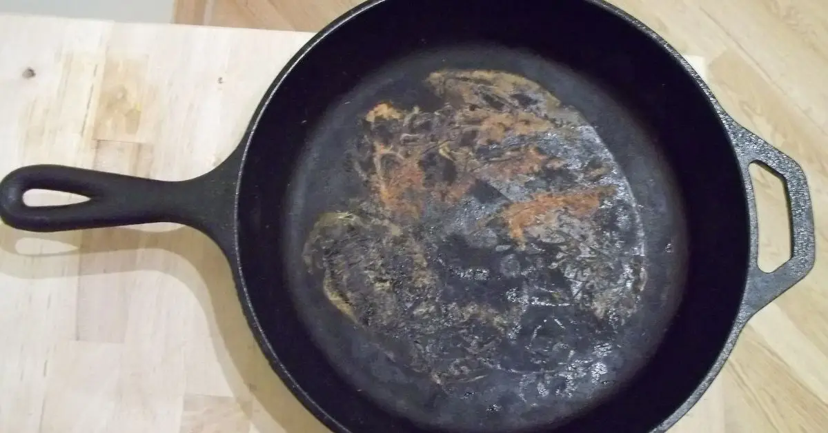 how to restore rusty cast iron pan