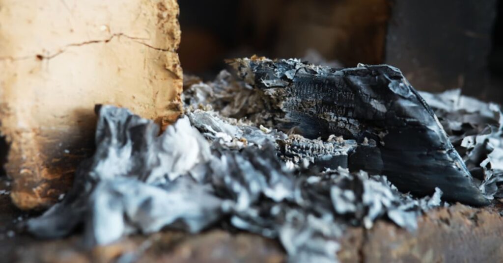 how to use fireplace ash to melt ice