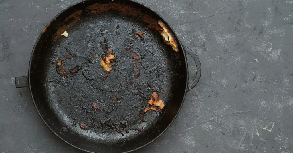 lingering garlic odors on cookware