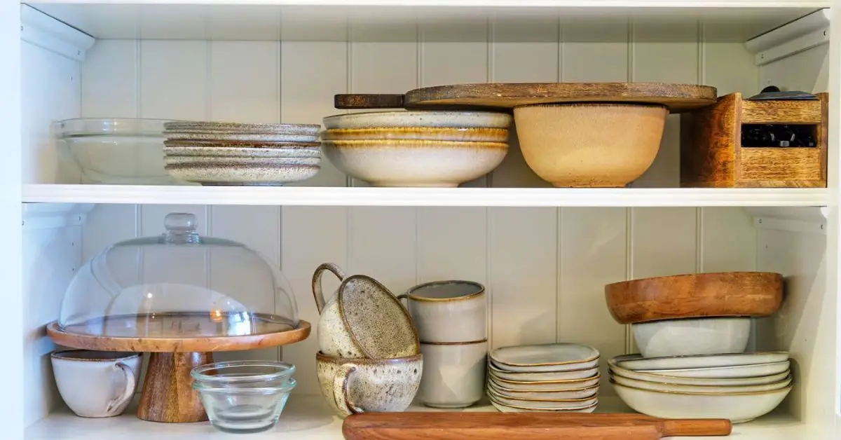signs your kitchen is over cluttered