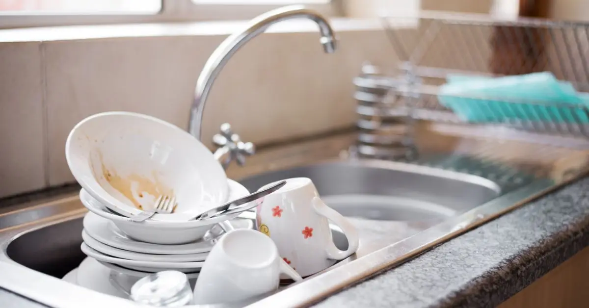 what to remove from kitchen counters before bed