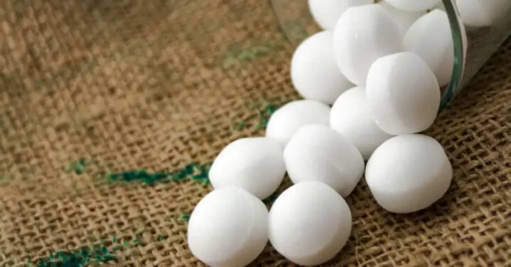 will mothballs keep mice away