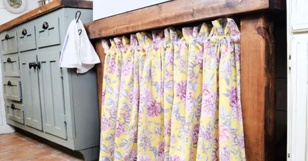 are sink skirts sanitary in a kitchen or bathroom