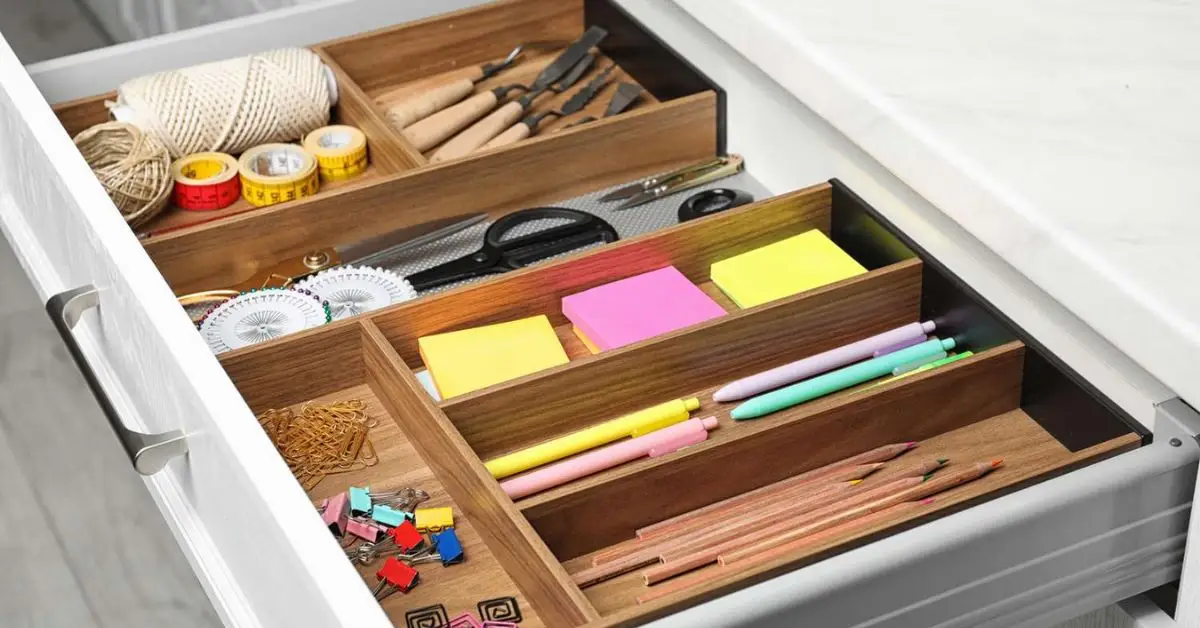 clean junk drawer and keep organized