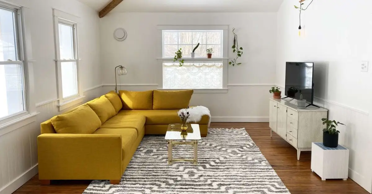common furniture arrangement mistakes in living room