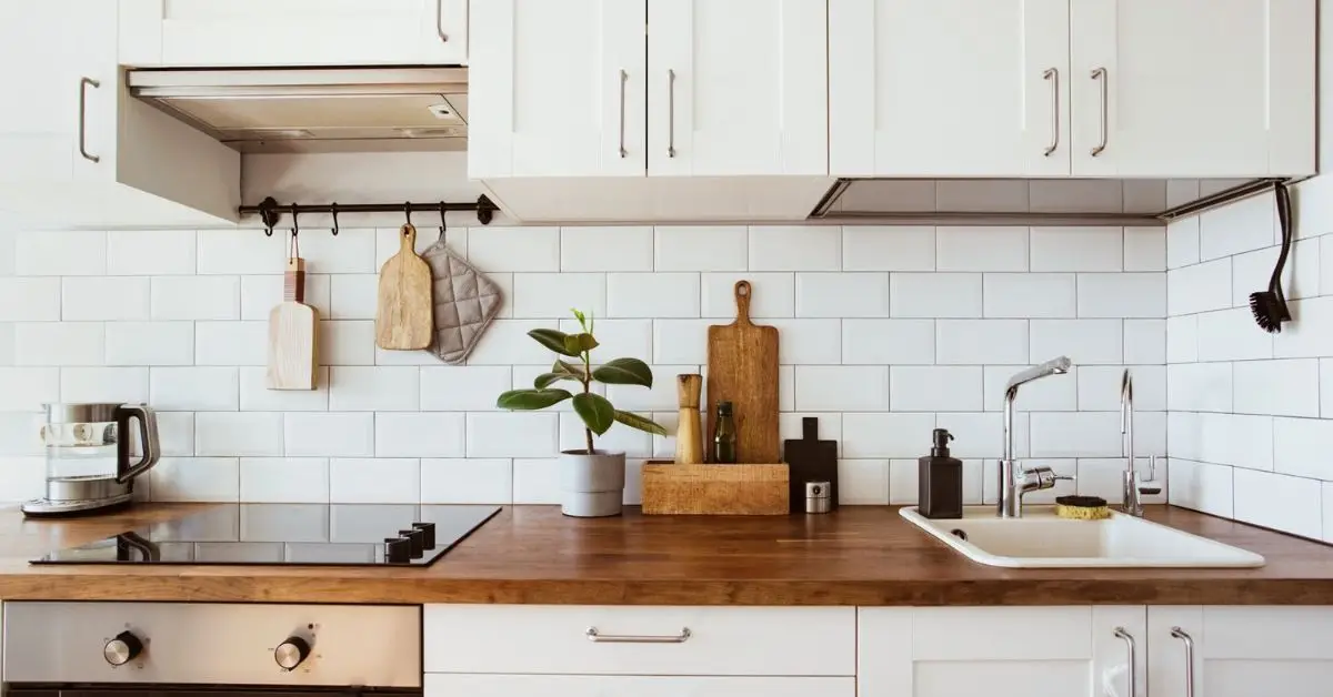how to degrease wood kitchen cabinets