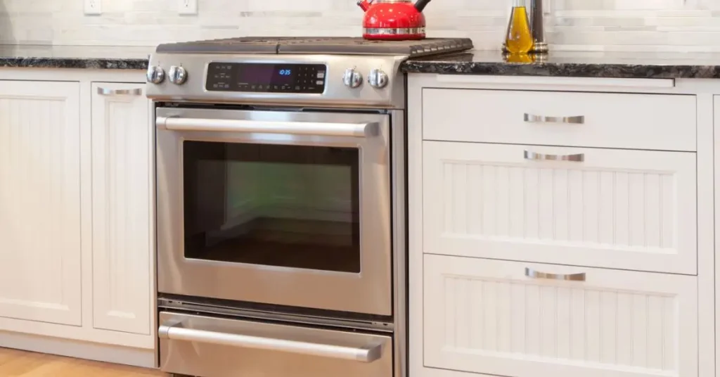 is the bottom oven drawer for storage