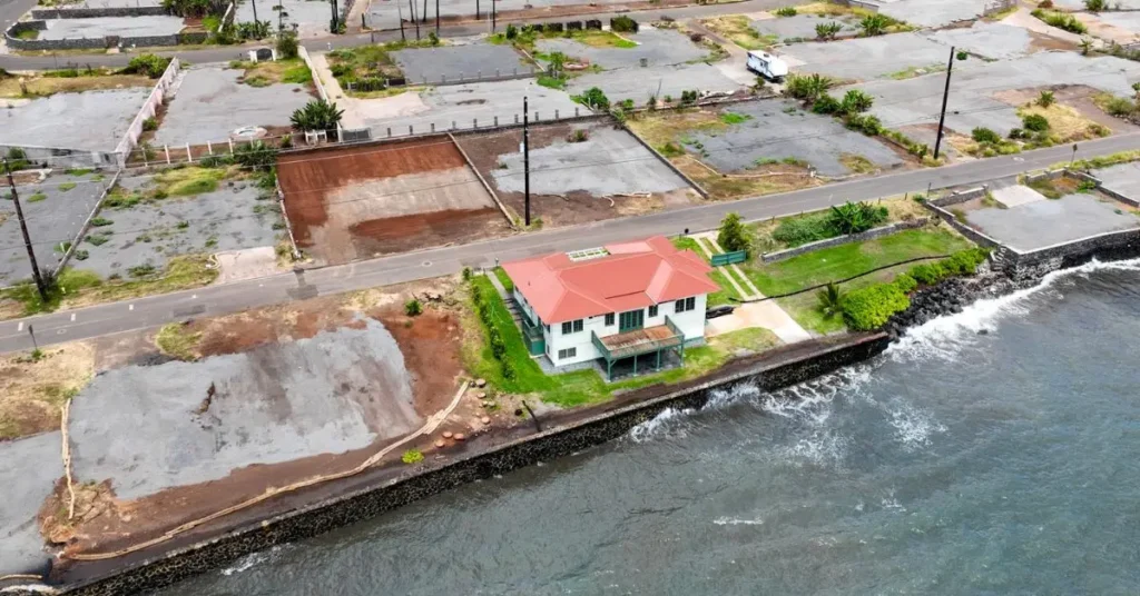 losing home in Lahaina fire