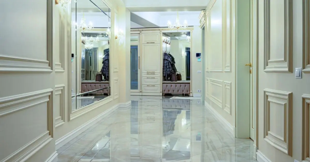 mistakes making your entryway look smaller