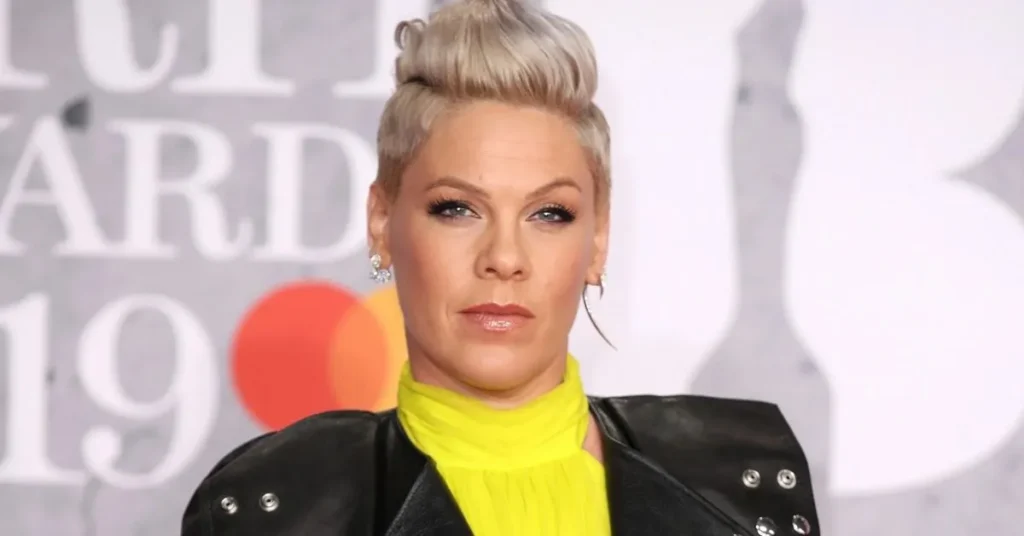 Pink buys New York townhouse
