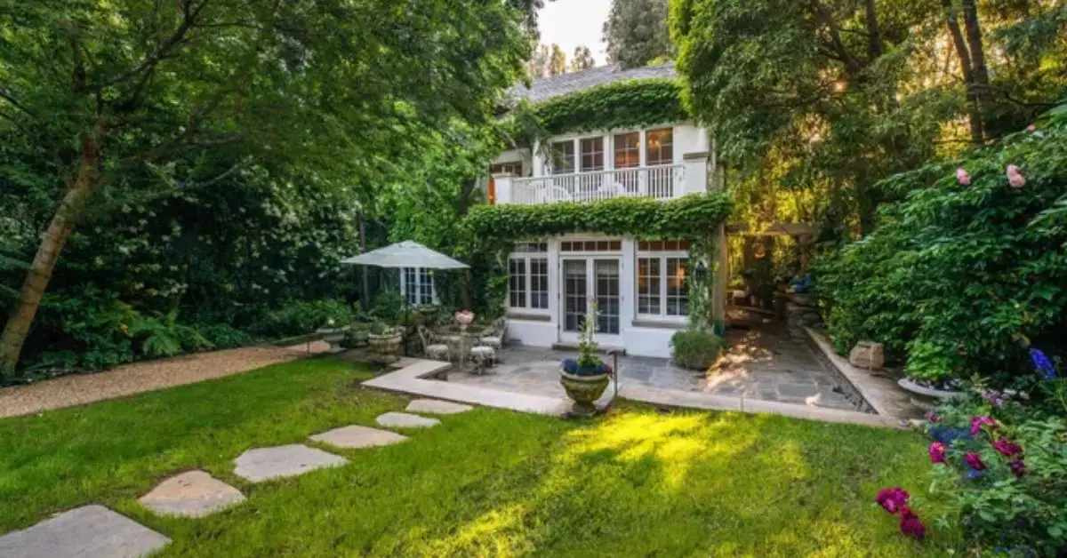 jennifer lawrence beverly hills mansion sale