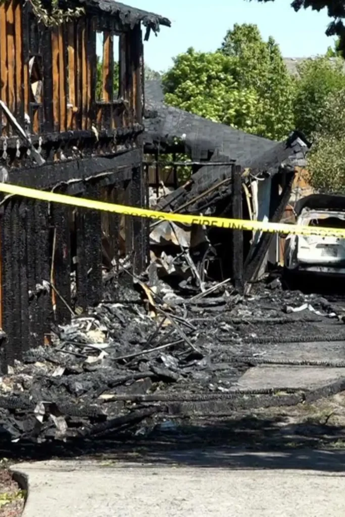 Fire Destroys Two Homes in Bend