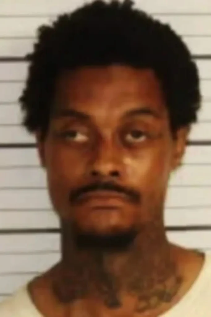 Memphis Homeowner Catches Burglar Climbing Through Bedroom Window