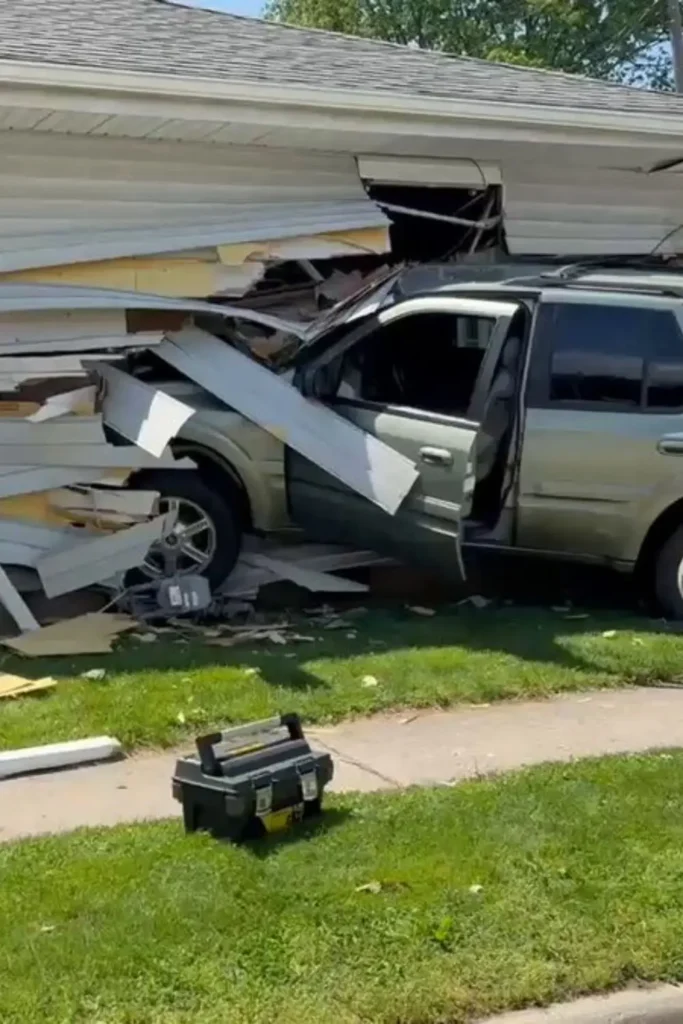 SUV Slams Into Findlay Home
