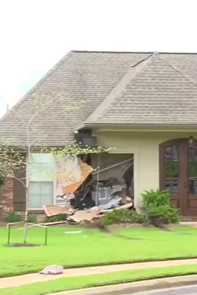 Vehicle Crashes Into Mississippi Home