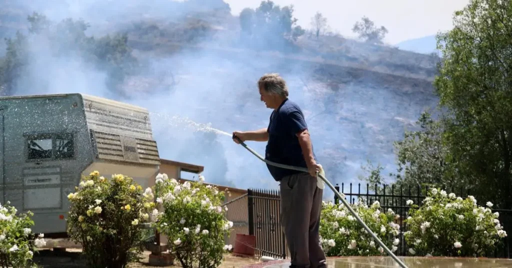 sandy fire simi valley evacuation orders update