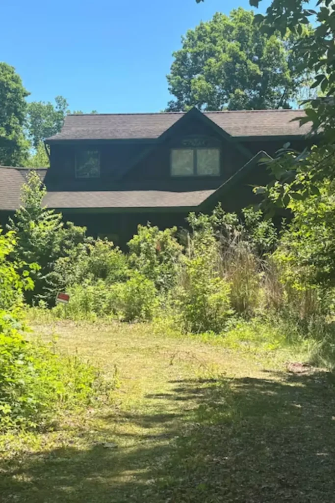 3 Bodies Found Inside a Burlington Connecticut Home