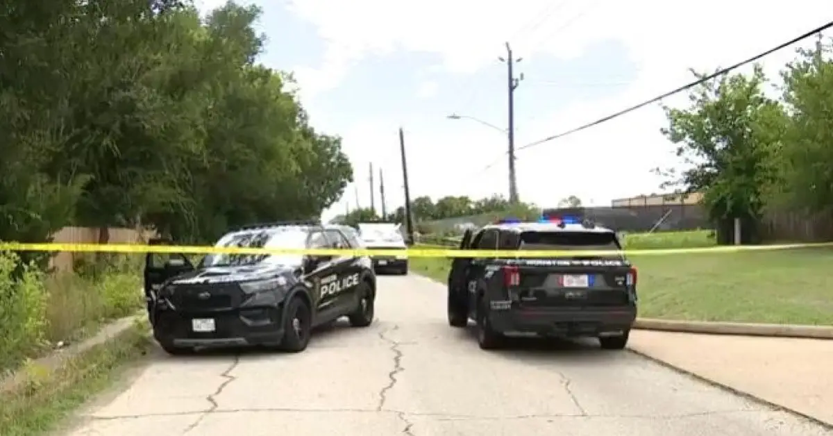 Burglar Shot Dead After Returning to the Same Houston Home