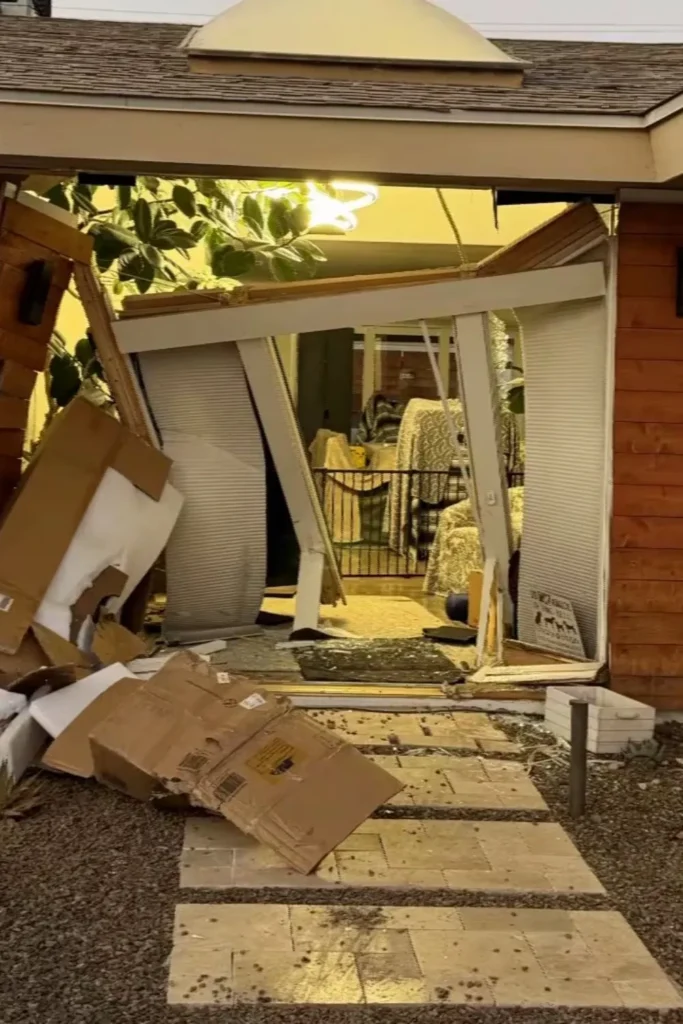 Jeep Slams Into Tempe Home