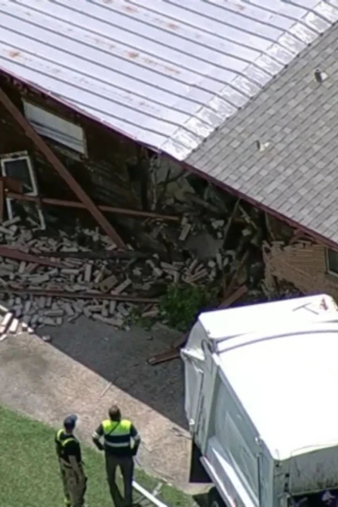 Runaway Garbage Truck Rolls Into Dallas Home