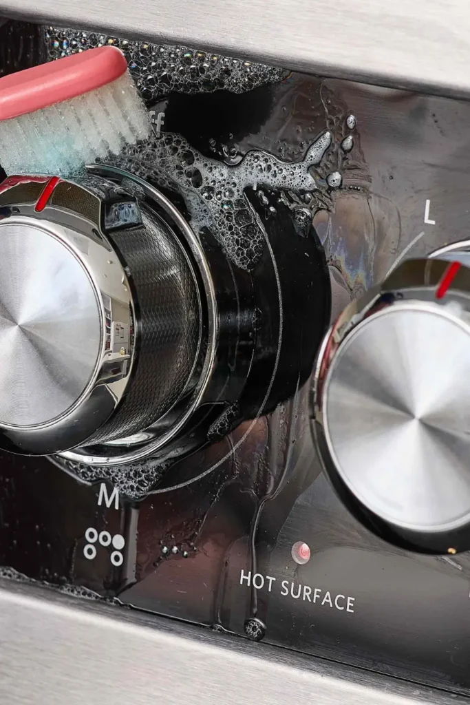 how to clean greasy stove knobs