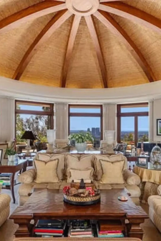 quincy jones bel air house for sale again