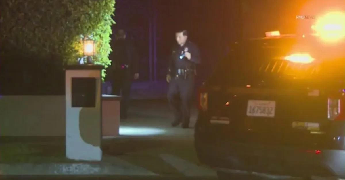 Encino Home Burglarized