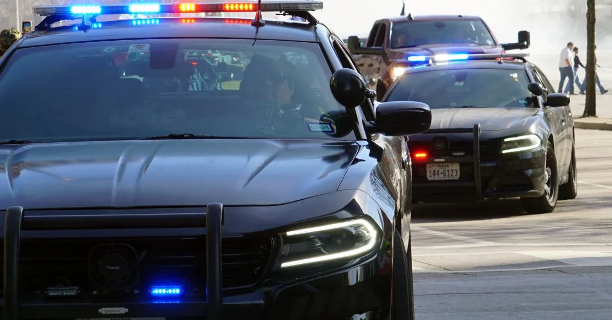 Masked Man With BB Gun Tried to Rob a Connecticut Apartment