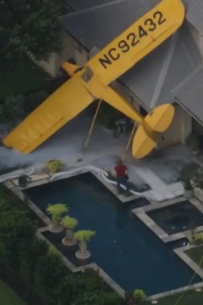 Plane Lands on a Texas Family Home Near Fulshear
